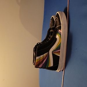 Hightop rainbow vans